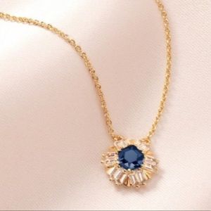 The Heirloom Necklace in Gold NEW